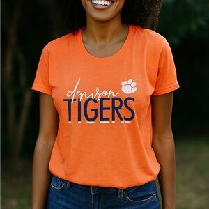 Clemson Tigers Orange Tee Womens Small NWT Graphic College Football Shirt
